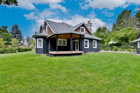 Photo 41 at 105 Duckworth Street, Codrington, Barrie