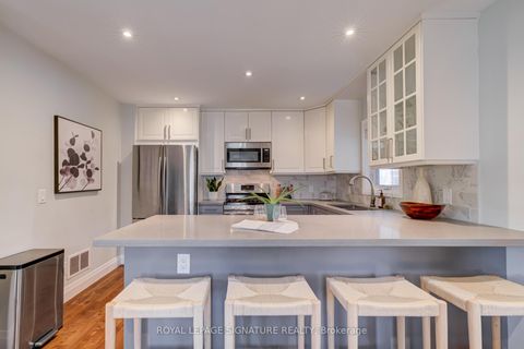 Photo 6 at 1 Chiswick Avenue, Amesbury, Toronto