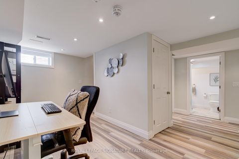 Photo 20 at 1 Chiswick Avenue, Amesbury, Toronto