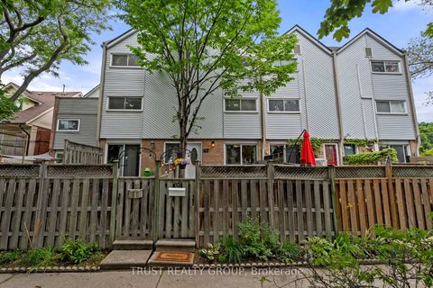 Photo 21 at 32 - 41 Battenberg Avenue, Woodbine Corridor, Toronto