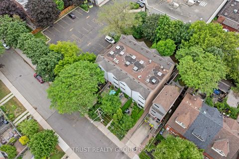 Photo 25 at 32 - 41 Battenberg Avenue, Woodbine Corridor, Toronto