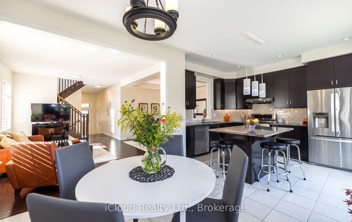 Photo 9 at 954 Penson Crescent, CO Coates, Milton