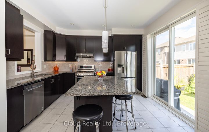 Photo 11 at 954 Penson Crescent, CO Coates, Milton