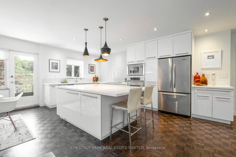 Photo 10 at 103 - 31 Rosedale Road, Moore Park, Toronto