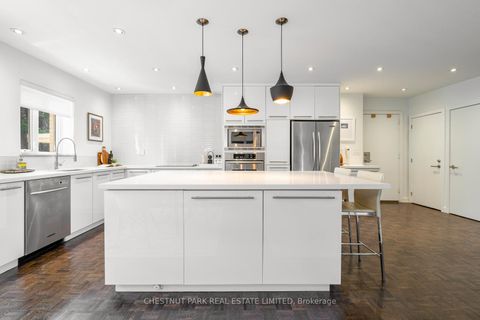 Photo 11 at 103 - 31 Rosedale Road, Moore Park, Toronto