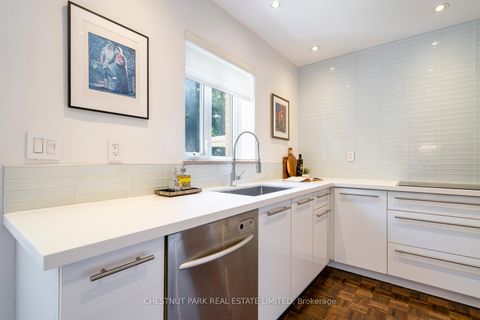 Photo 12 at 103 - 31 Rosedale Road, Moore Park, Toronto