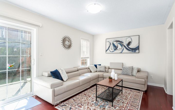 Photo 19 at 74 Magnificent Court, Vales of Castlemore, Brampton