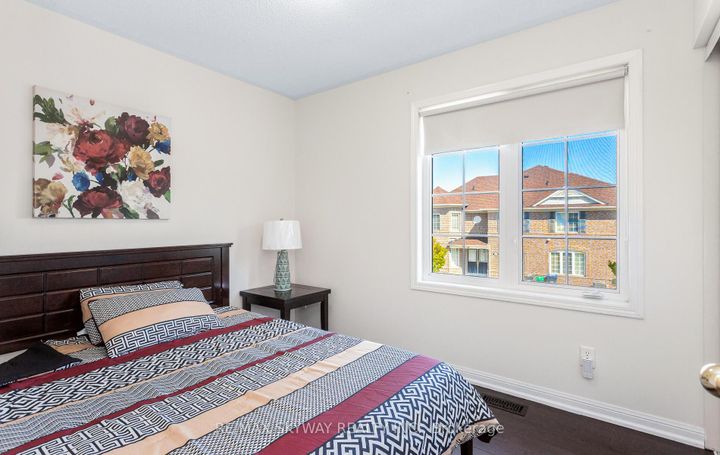 Photo 31 at 74 Magnificent Court, Vales of Castlemore, Brampton