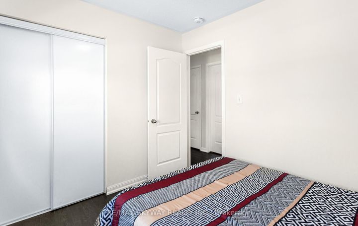 Photo 32 at 74 Magnificent Court, Vales of Castlemore, Brampton