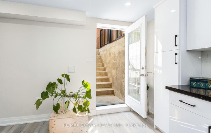 Photo 38 at 74 Magnificent Court, Vales of Castlemore, Brampton