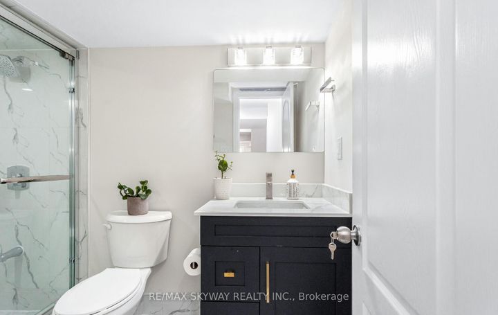 Photo 45 at 74 Magnificent Court, Vales of Castlemore, Brampton