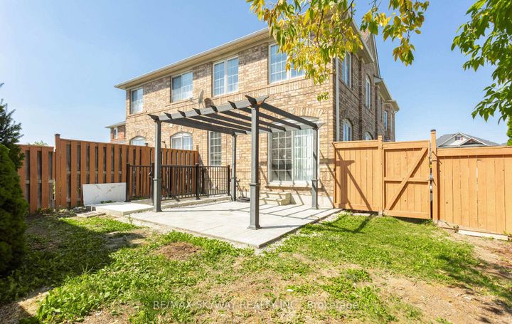 Photo 48 at 74 Magnificent Court, Vales of Castlemore, Brampton
