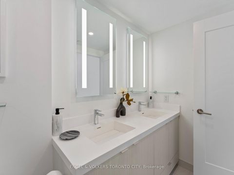 Photo 24 at 221 - 30 Inn On The Park Drive, Don Mills, Toronto
