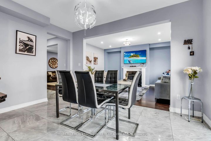 Photo 9 at 25 Hammerhead Road, Northwest Brampton, Brampton