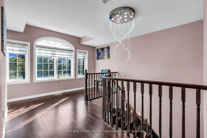 Photo 18 at 25 Hammerhead Road, Northwest Brampton, Brampton