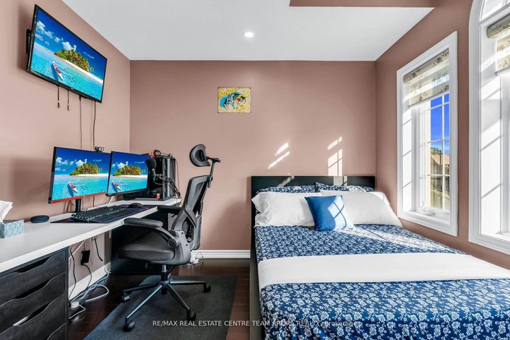 Photo 32 at 25 Hammerhead Road, Northwest Brampton, Brampton
