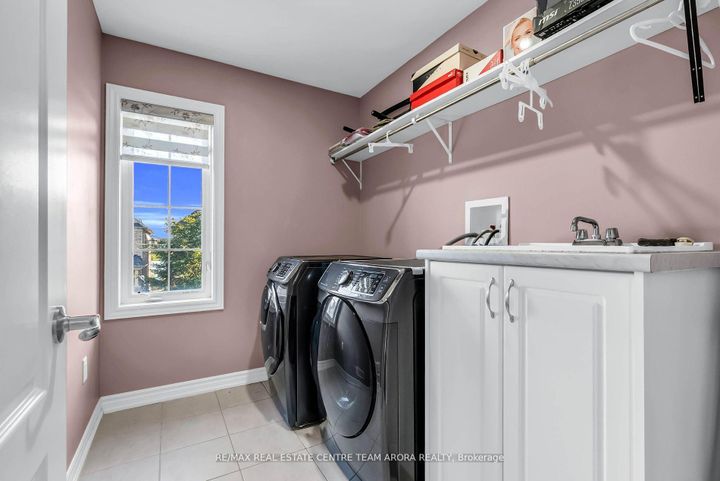 Photo 33 at 25 Hammerhead Road, Northwest Brampton, Brampton