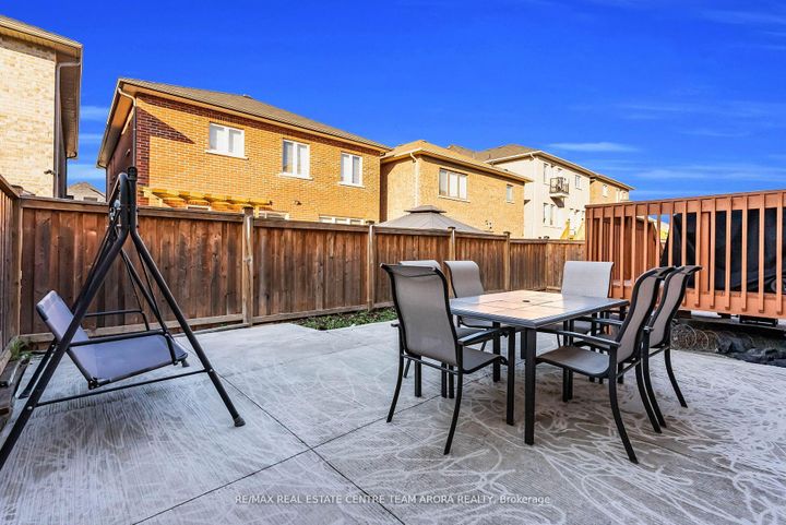 Photo 45 at 25 Hammerhead Road, Northwest Brampton, Brampton
