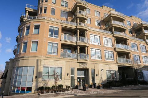 Photo 1 at 704A - 15277 Yonge Street, Aurora Village, Aurora