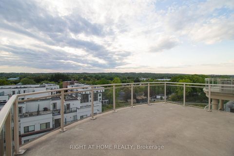 Photo 30 at 704A - 15277 Yonge Street, Aurora Village, Aurora