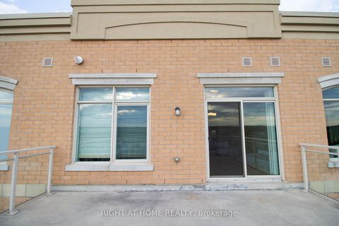 Photo 33 at 704A - 15277 Yonge Street, Aurora Village, Aurora