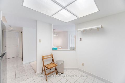 Photo 9 at 309 - 500 Glencairn Avenue, Lawrence, Toronto