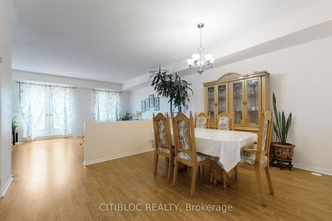 Photo 5 at 13 - 3029 Finch Avenue W, Humbermede, Toronto