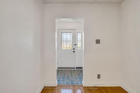 Photo 3 at 79 Watney Crescent, Jane Heights, Toronto