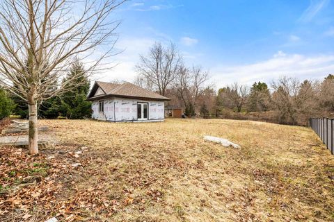 Photo 12 at 96 Robinson Road, Nobleton, King