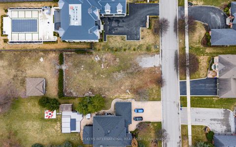 Photo 23 at 96 Robinson Road, Nobleton, King