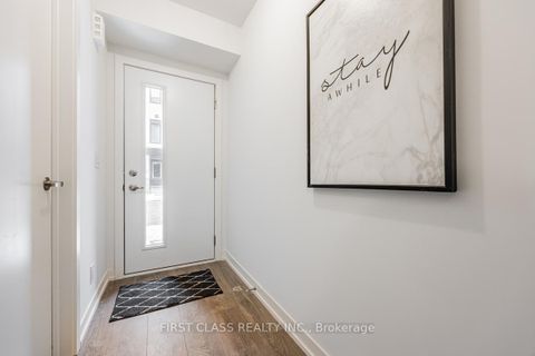 Photo 2 at 7 Spruce Pines Crescent, Victoria Village, Toronto