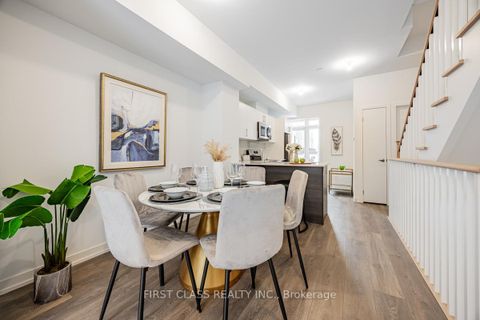Photo 7 at 7 Spruce Pines Crescent, Victoria Village, Toronto
