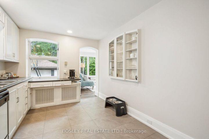 Photo 16 at 294 Douglas Drive, Moore Park, Toronto