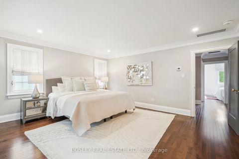 Photo 20 at 294 Douglas Drive, Moore Park, Toronto