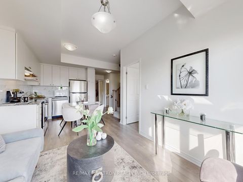 Photo 4 at 506 - 2791 Eglinton Avenue E, Eglinton East, Toronto