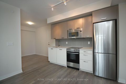Photo 4 at 325 - 2301 Danforth Avenue, Danforth, Toronto