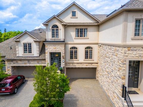 Photo 2 at 34 - 2400 Neyagawa Boulevard, RO River Oaks, Oakville