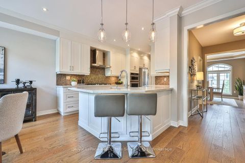Photo 14 at 34 - 2400 Neyagawa Boulevard, RO River Oaks, Oakville