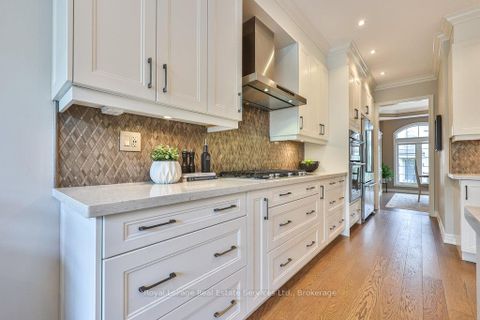 Photo 16 at 34 - 2400 Neyagawa Boulevard, RO River Oaks, Oakville