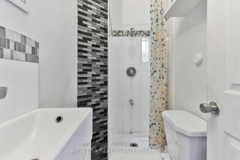 Photo 7 at 602 - 4064 Lawrence Avenue E, West Hill, Toronto