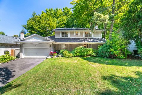 Photo 1 at 7 Queensborough Crescent, Richview, Toronto