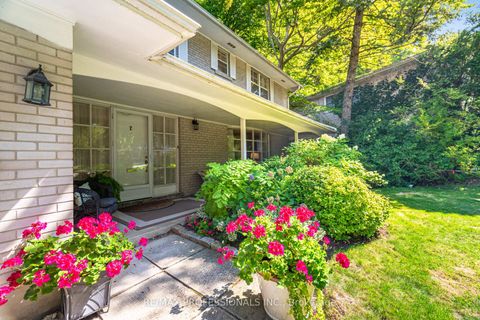 Photo 3 at 7 Queensborough Crescent, Richview, Toronto