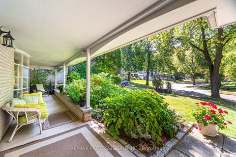 Photo 4 at 7 Queensborough Crescent, Richview, Toronto