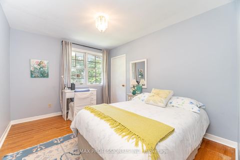 Photo 21 at 7 Queensborough Crescent, Richview, Toronto