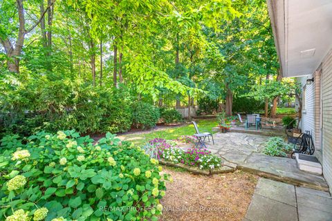 Photo 32 at 7 Queensborough Crescent, Richview, Toronto