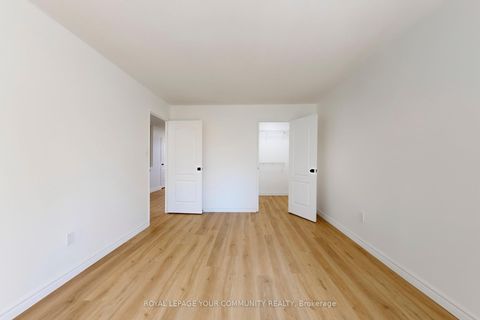 Photo 13 at 129 - 3740 Don Mills Road, Hillcrest Village, Toronto