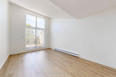 Photo 16 at 129 - 3740 Don Mills Road, Hillcrest Village, Toronto