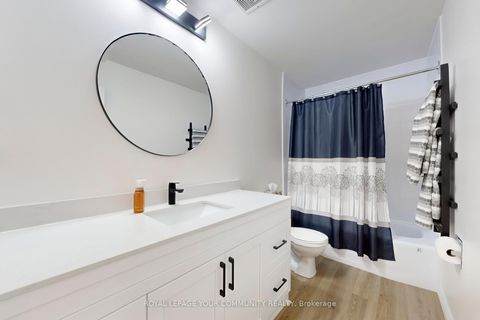 Photo 24 at 129 - 3740 Don Mills Road, Hillcrest Village, Toronto