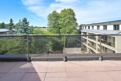 Photo 26 at 129 - 3740 Don Mills Road, Hillcrest Village, Toronto