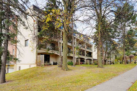 Photo 27 at 129 - 3740 Don Mills Road, Hillcrest Village, Toronto